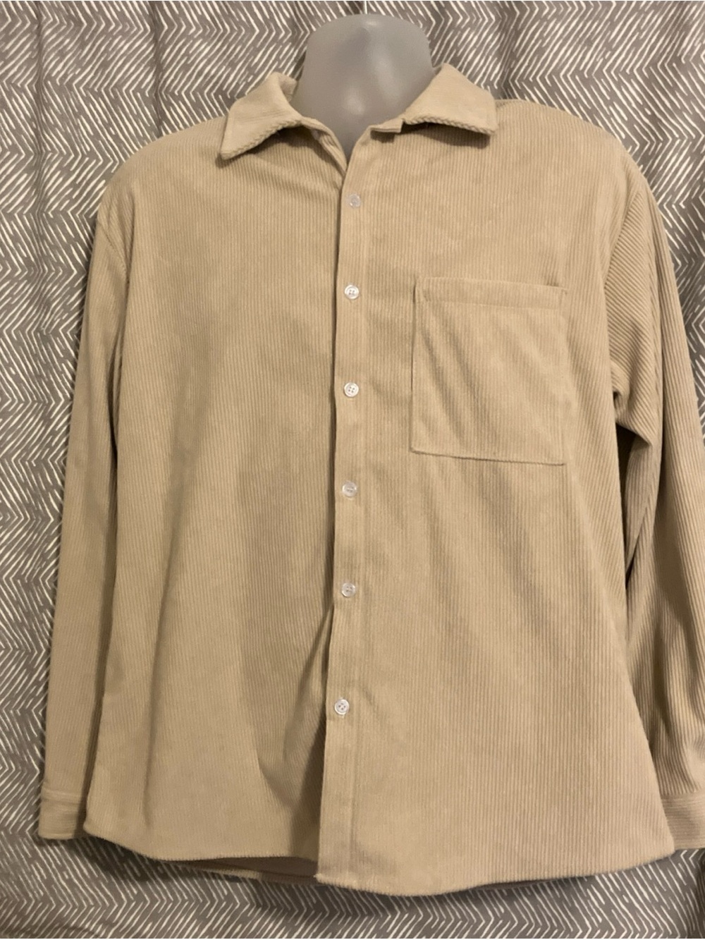 Casual Corduroy Button-Down Shirt in Beige